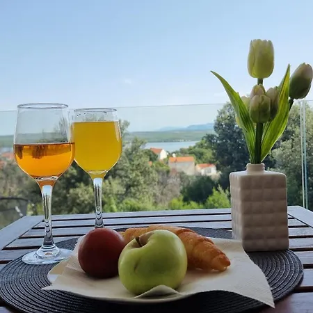 Sea View Villa Raslina