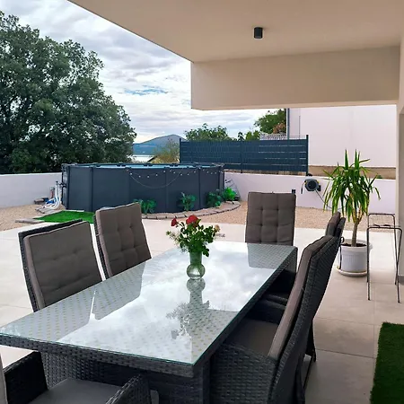 Villa Sea View *